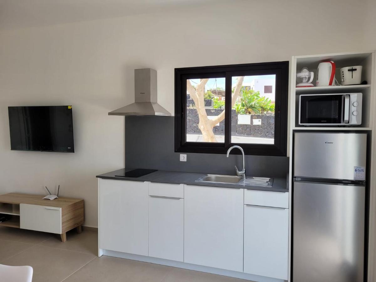 Apartamentos Falcon Tinajo Exteriér fotografie