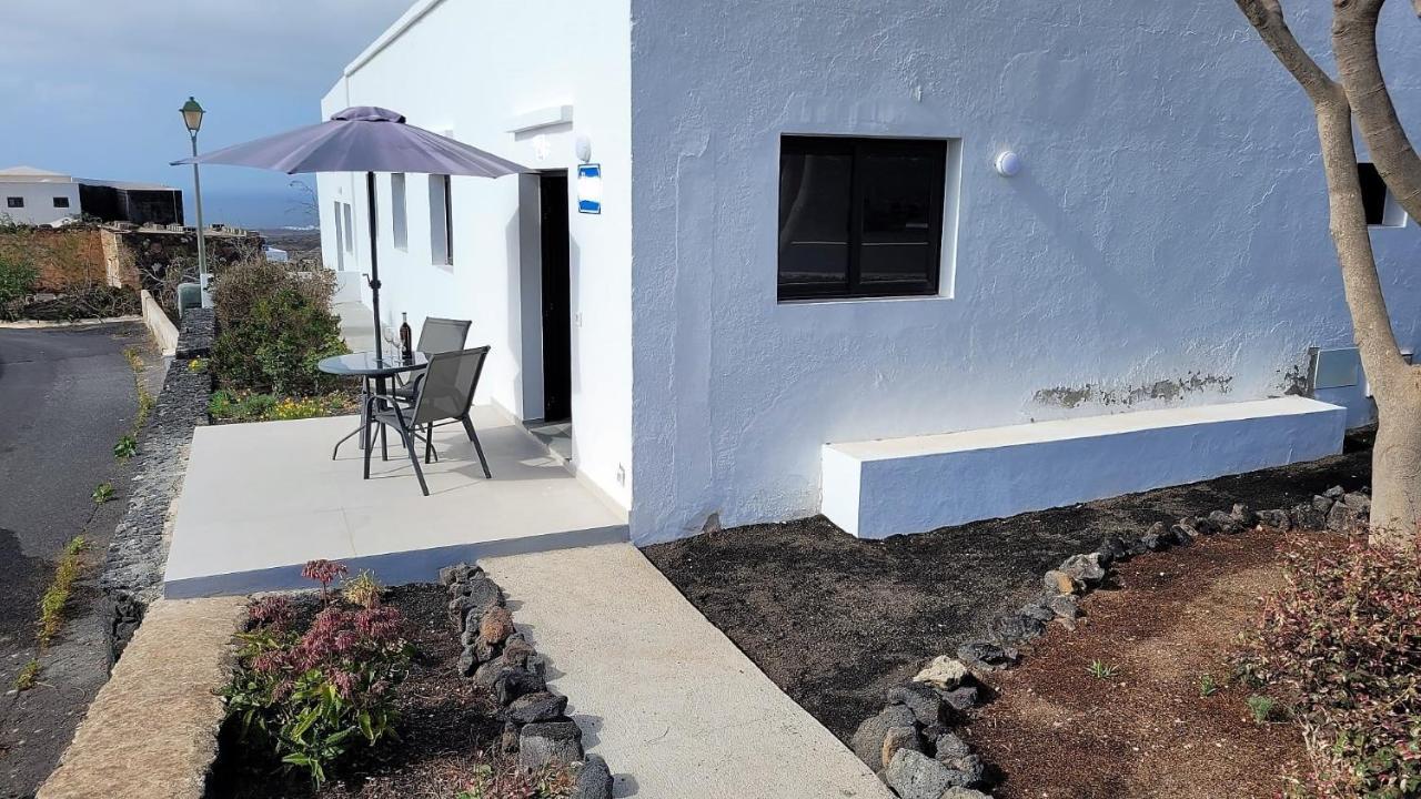 Apartamentos Falcon Tinajo Exteriér fotografie